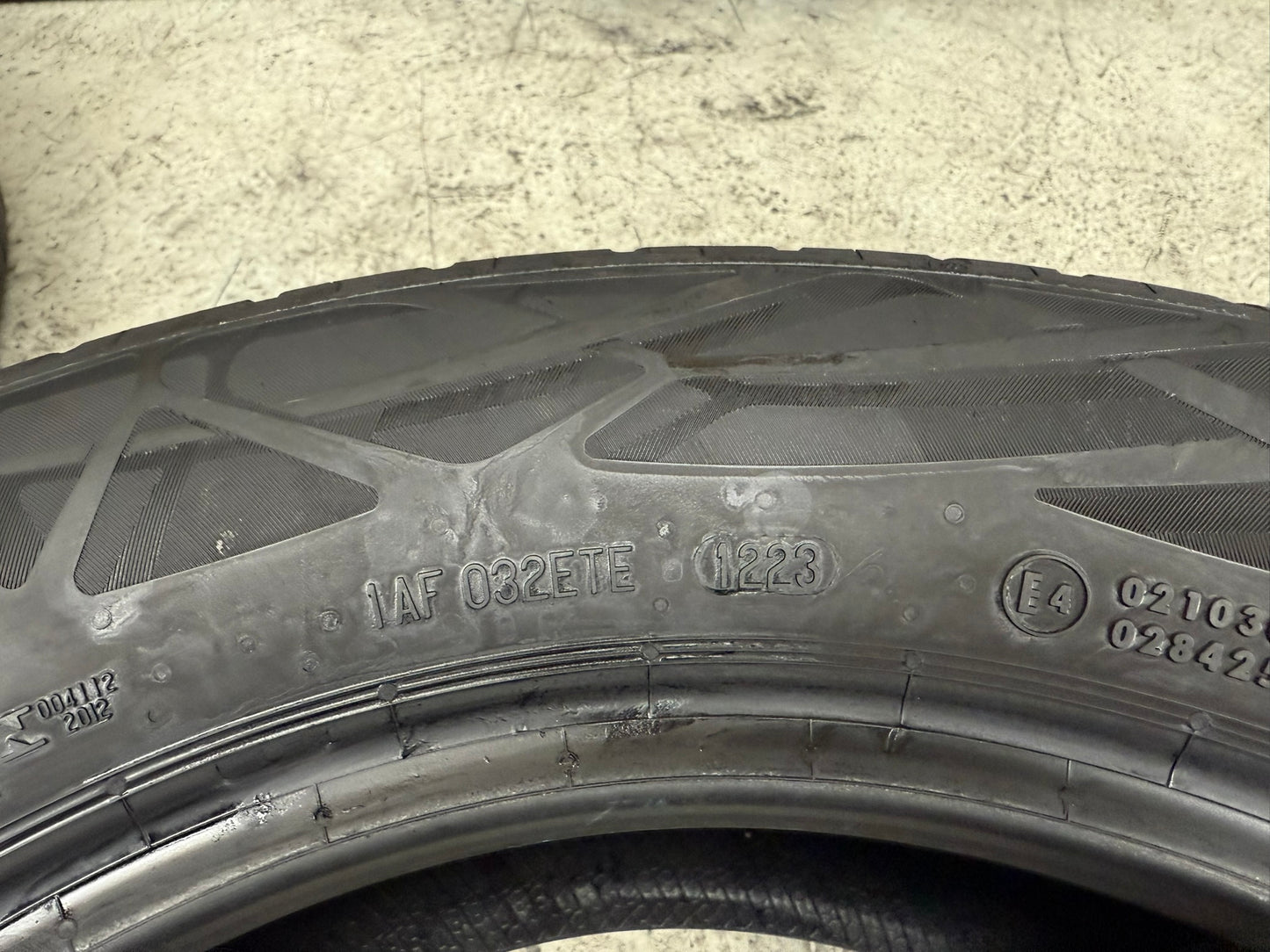 Usato: 4 Gomme 205/60R16 92V–96H Continental Estive 85–95% residui