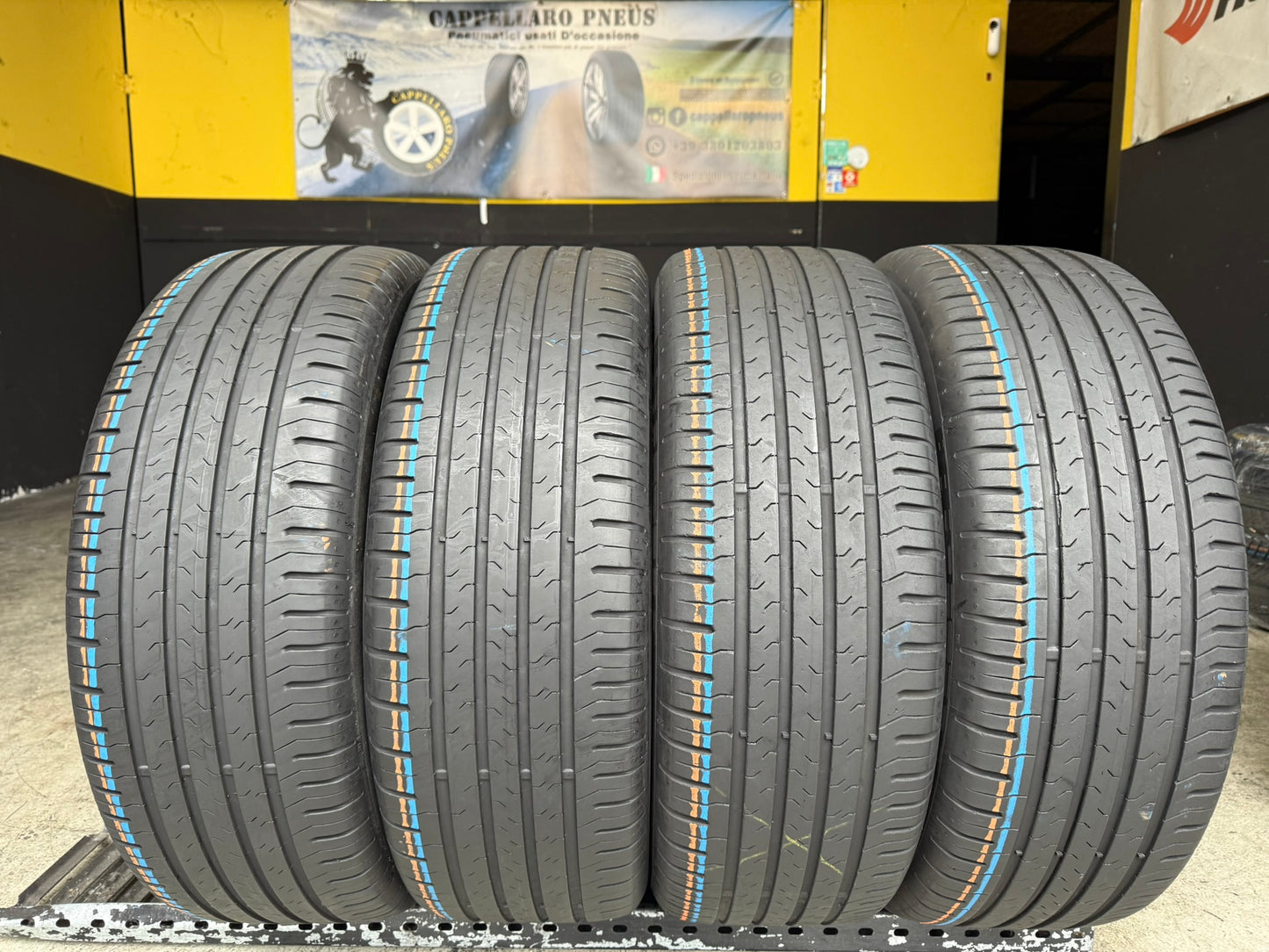 Usato: 4 Gomme 235/60R18 107V XL Continental Estive 80% residui