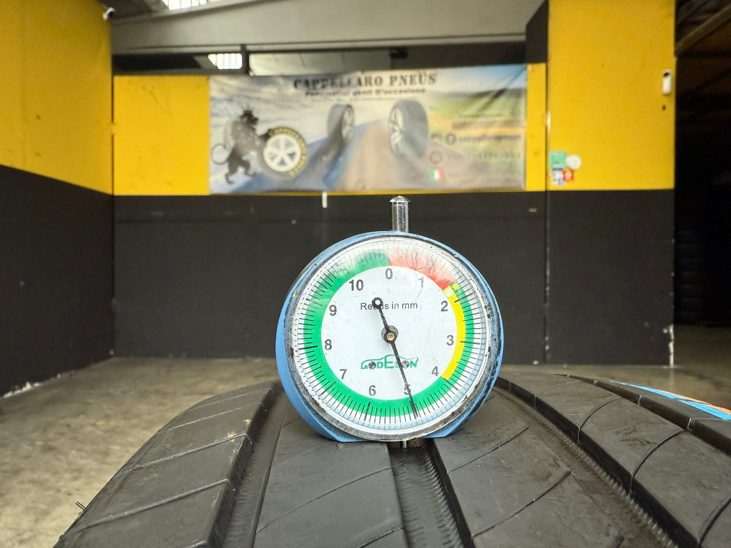 Usato: 2 Gomme 205/55R19 97V XL Michelin Estive 85% residui