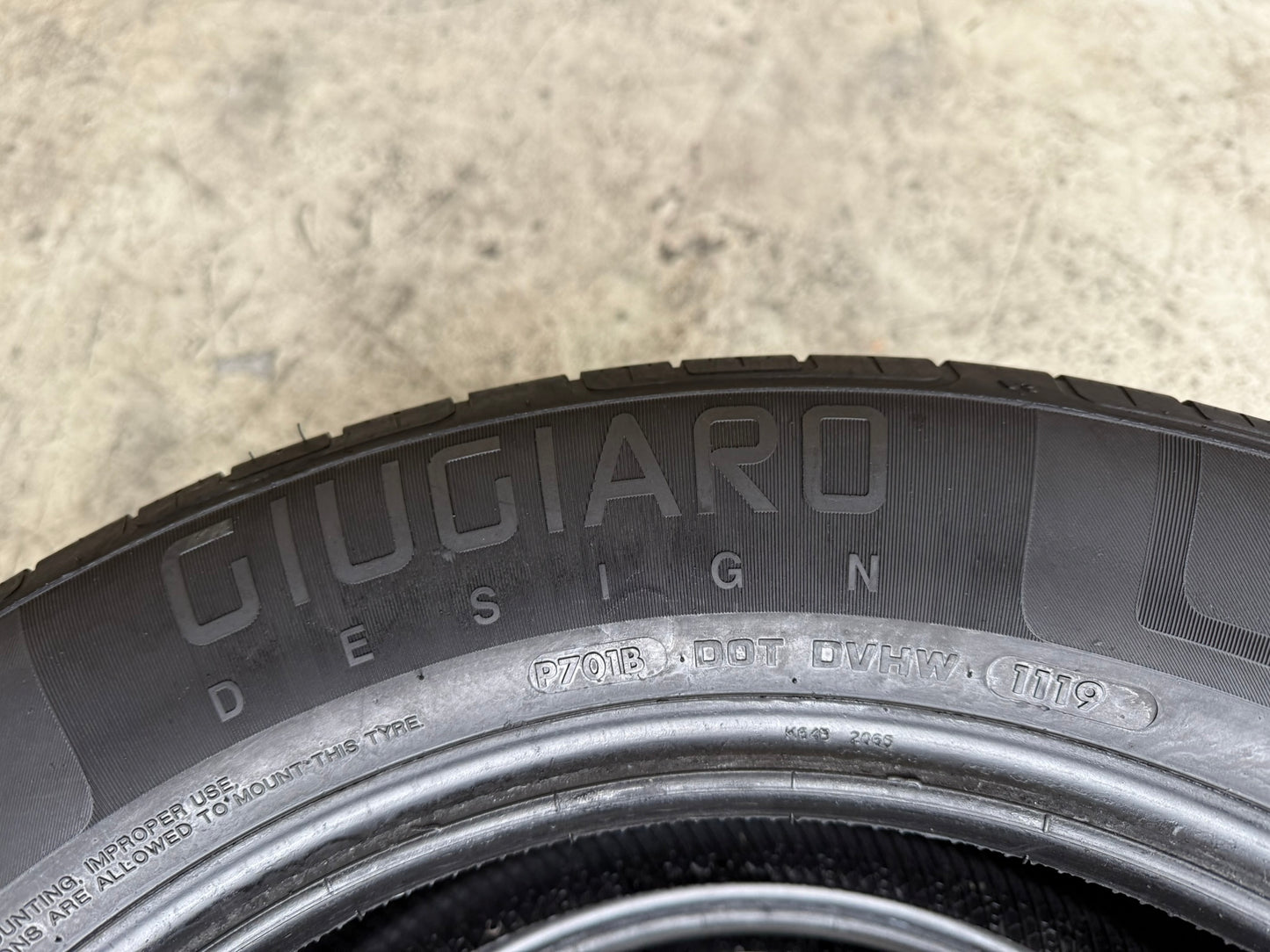 Usato: 2 Gomme 205/60R16 92H Vredestein Estivi 90% residui
