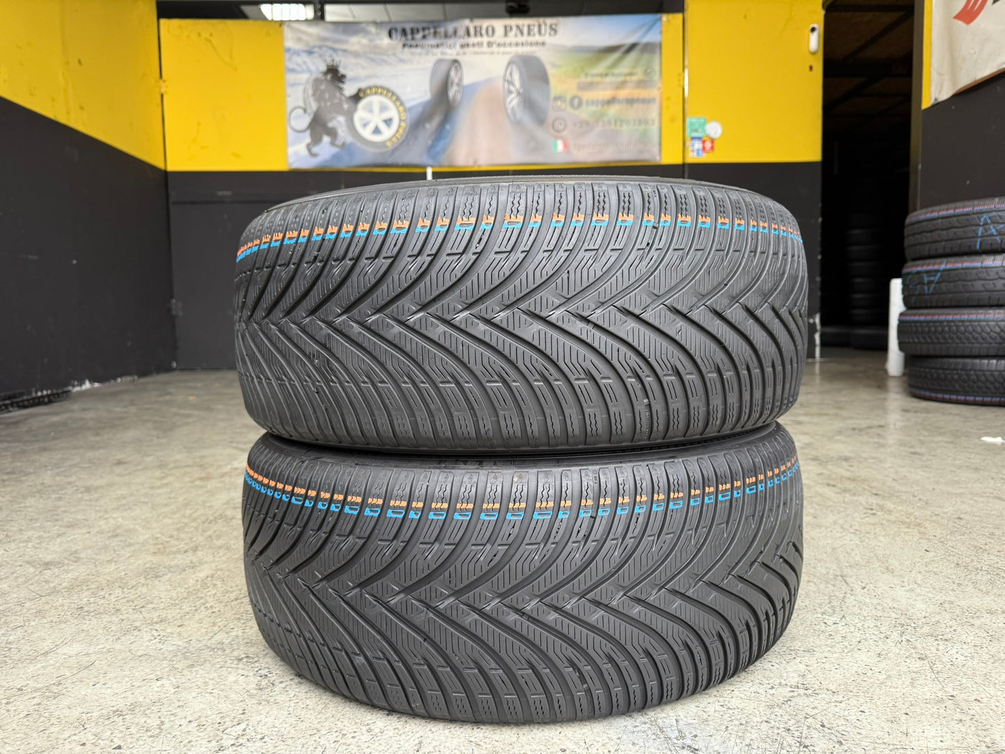 Usato: 2 Gomme 235/55R17 103V XL Kleber Invernali 85% residui
