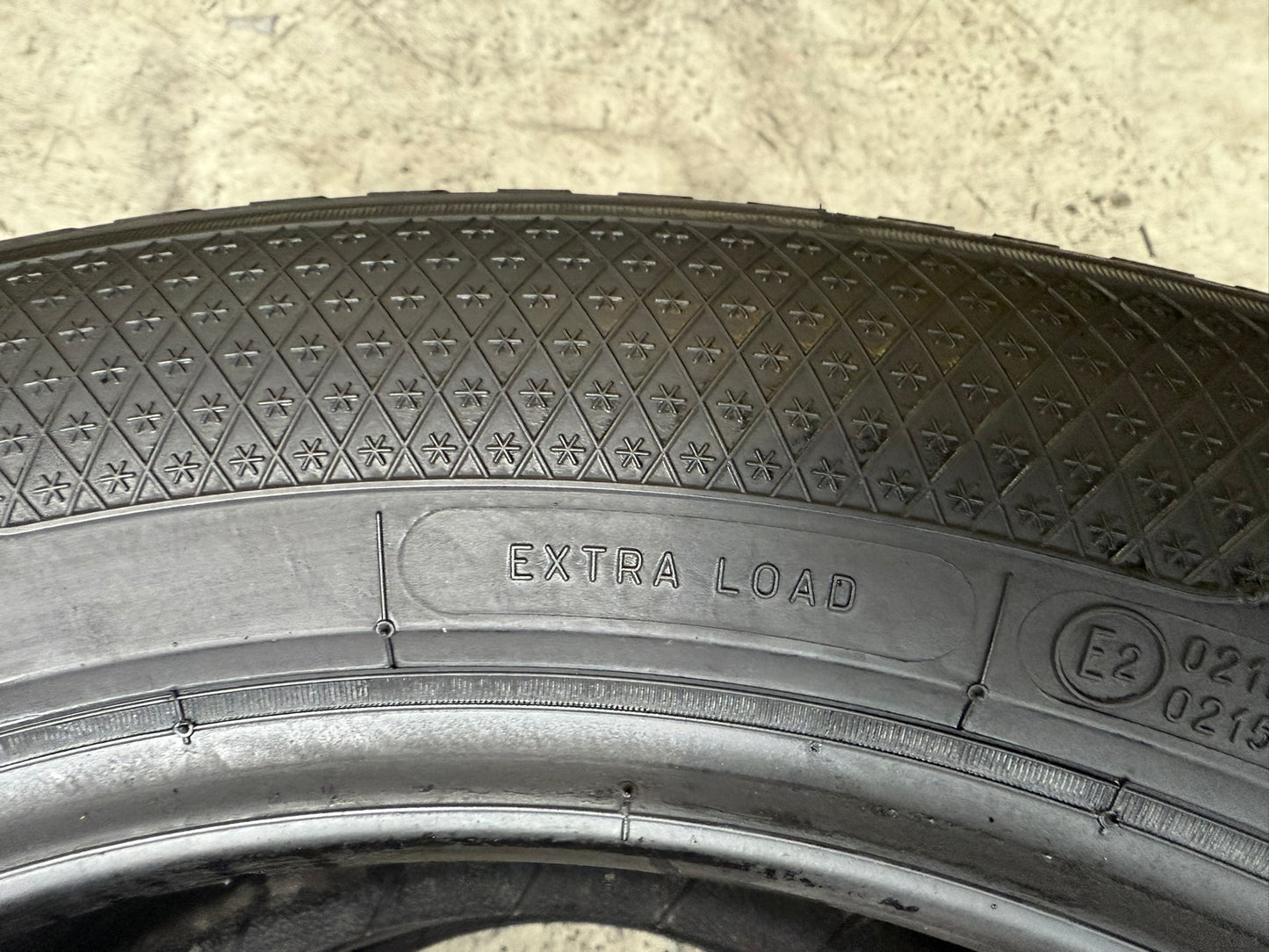 Usato: 2 Gomme 235/55R17 103V XL Kleber Invernali 85% residui
