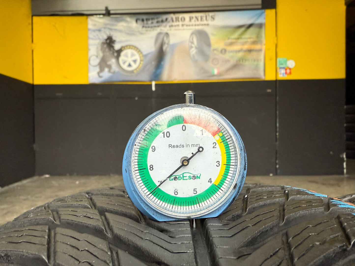 Usato: 4 Gomme 245/45R18 100V XL Michelin invernali 95% residui