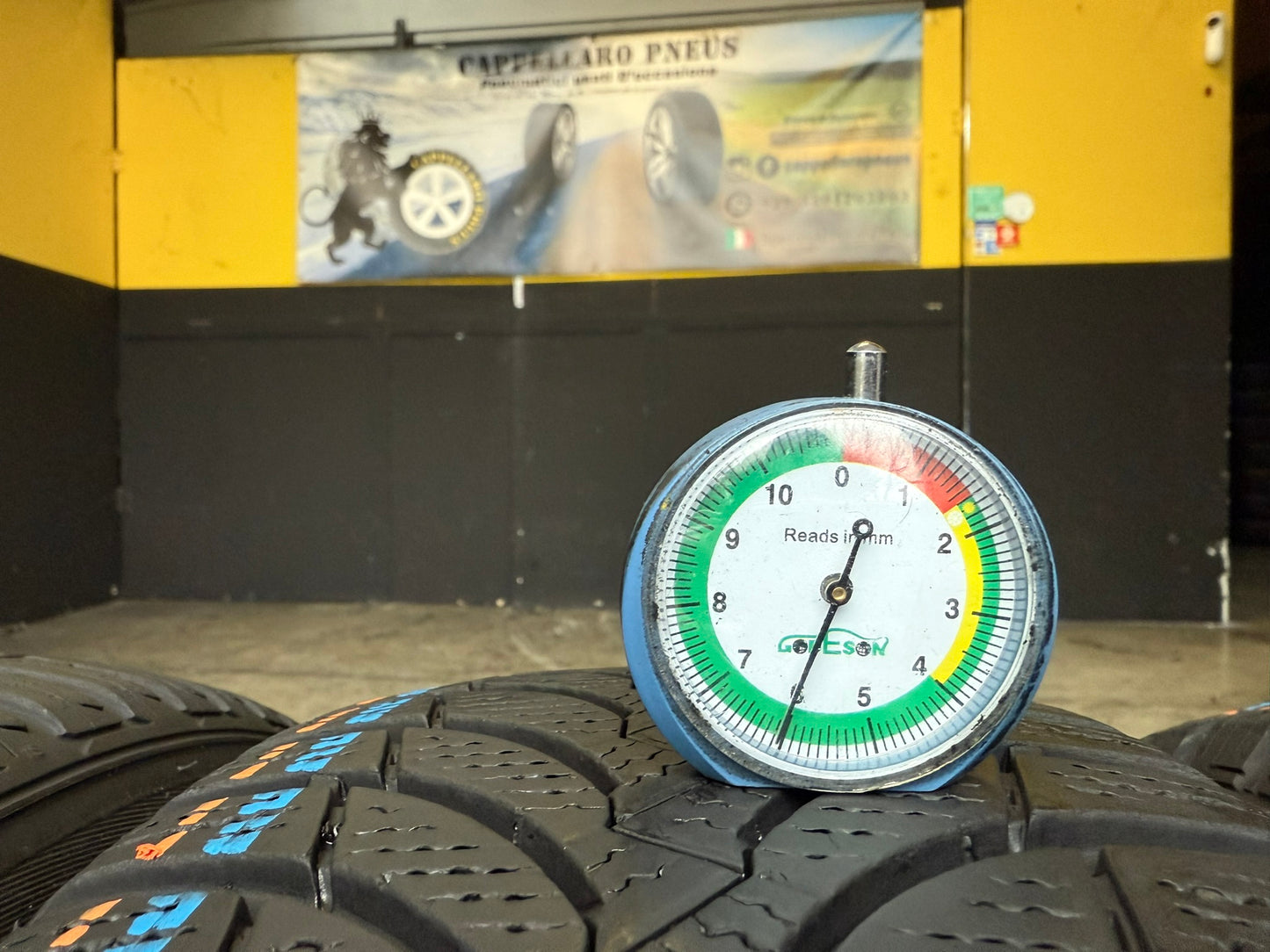 Usato: 4 Gomme 195/65R15 91T Nexen Invernali 95-85% residui