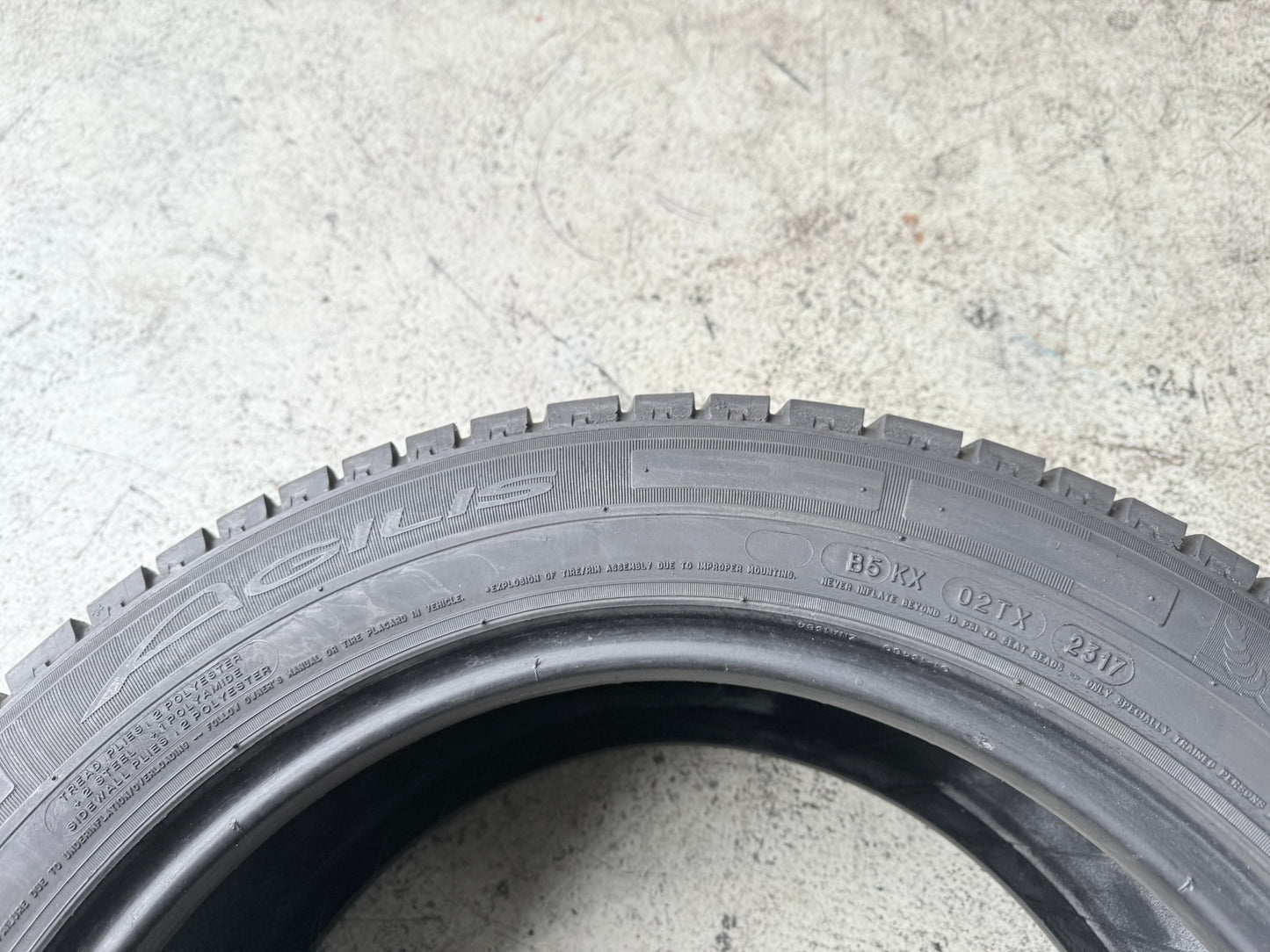 Usato: 4 Gomme 215/60R17 C 109/107T 8PR Michelin estive 90% residui