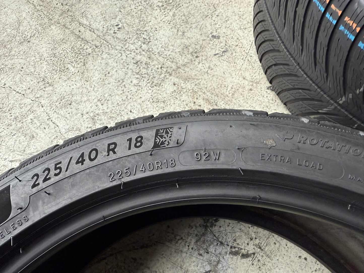 Usato: 4 Gomme 225/40R18 92W XL Michelin Invernali 80% residui