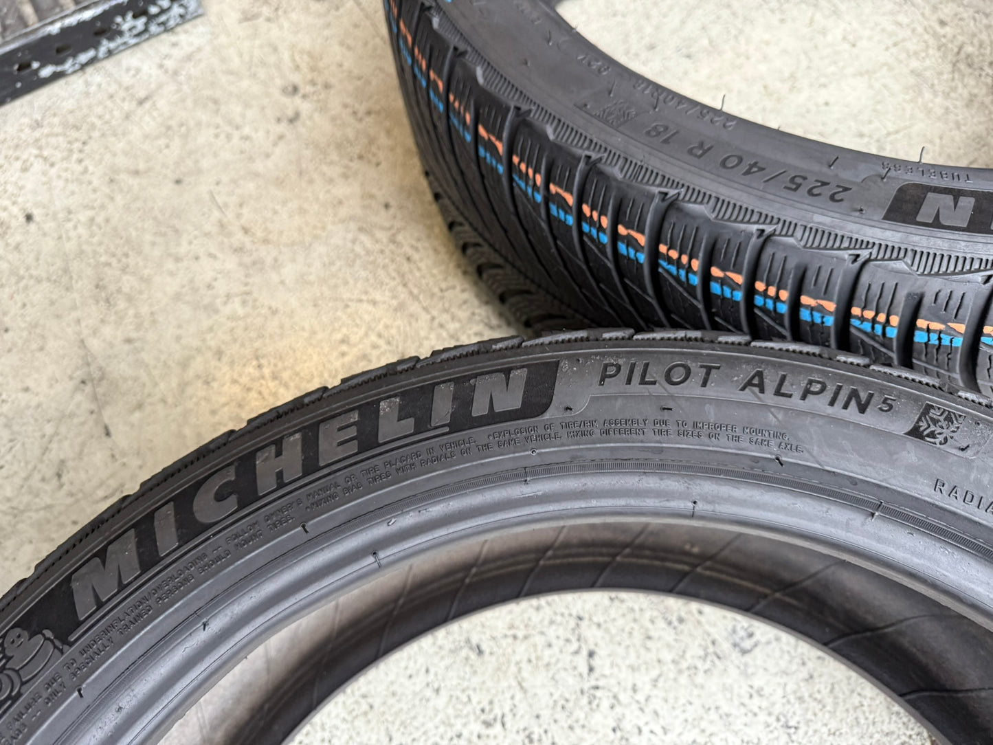 Usato: 4 Gomme 225/40R18 92W XL Michelin Invernali 80% residui