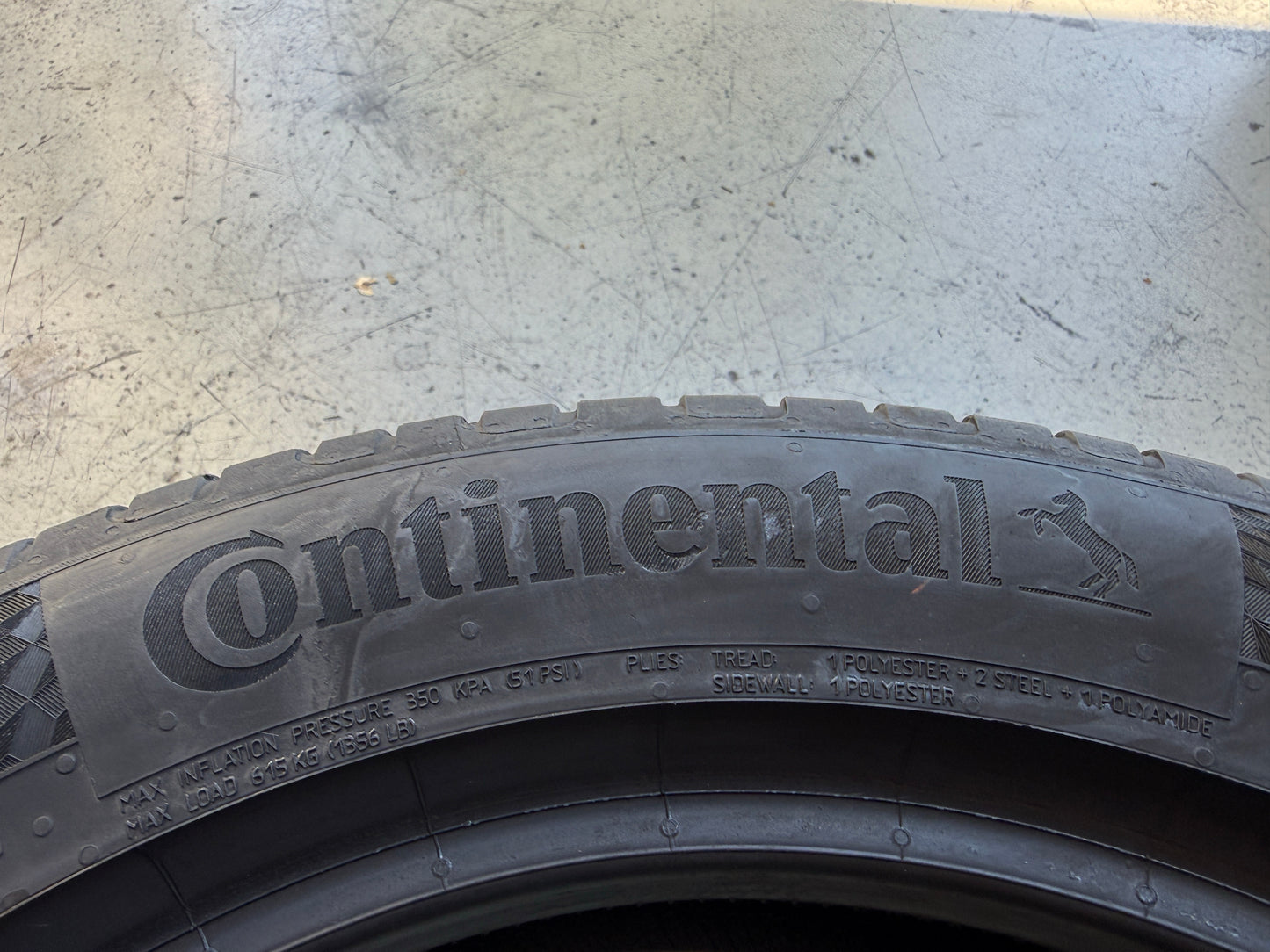 Usato: 4 Pneumatici Continental UltraContact 195/55R16 91V XL FR EVc Estivi 90% Residui DOT 2025