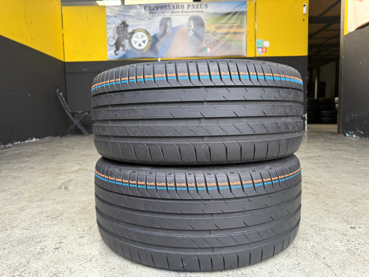Usato: 2 Gomme 235/35R19 91Y XL Nexen Estiva 80% residui