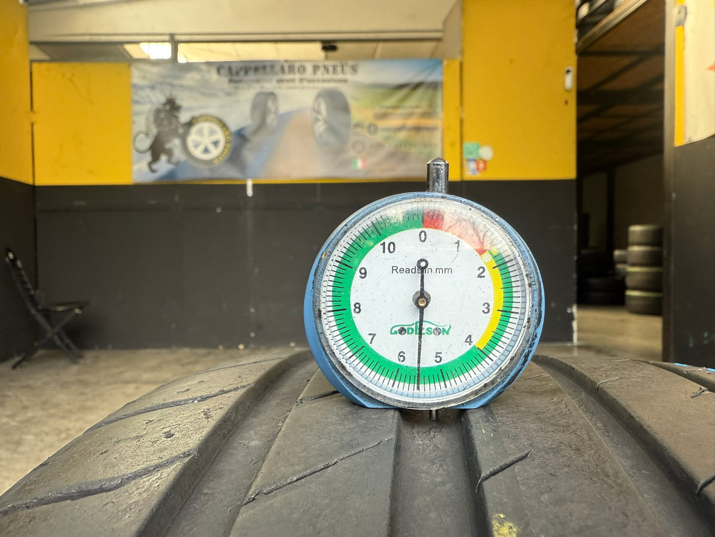 Usato: 2 Gomme 235/35R19 91Y XL Nexen Estiva 80% residui