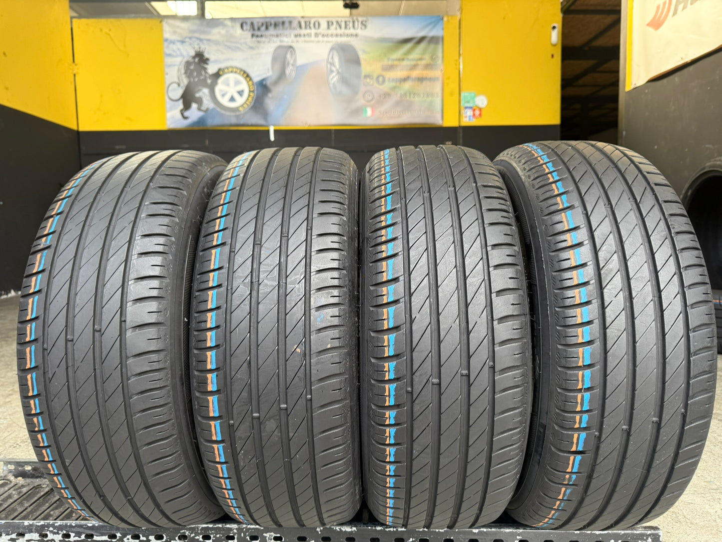 Usato: 4 Gomme 195/55R16 87V Kleber Estive 80-85% residui