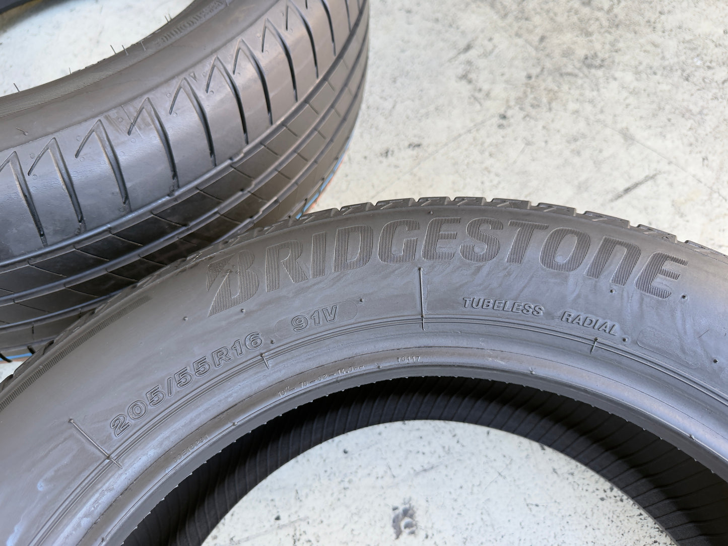 Usato: 4 Pneumatici Bridgestone Ecopia EP150 / Turanza T005 205/55R16 91V Estivi 85-90% Residui