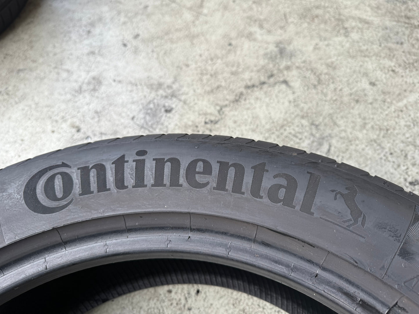 Usato: 4 Gomme 225/55R19 99V Continental Estive 80% residui
