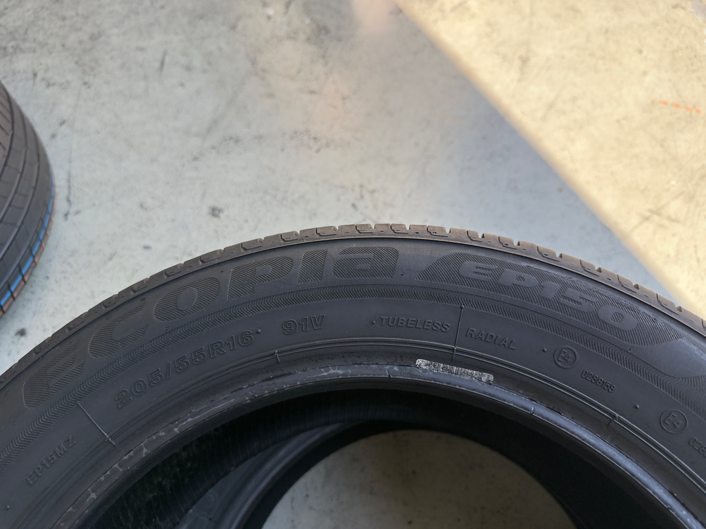 Usato: 4 Pneumatici Bridgestone Ecopia EP150 / Turanza T005 205/55R16 91V Estivi 85-90% Residui
