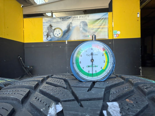 Usato: 4 Gomme 255/45R20 105V XL Hankook Invernali 80% residui