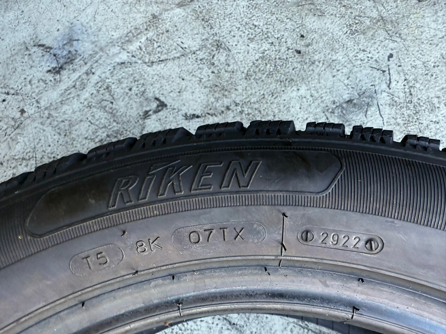 Usato: 4 Gomme 225/55R17 101V XL Riken Taurus Invernali 95%–85% residui