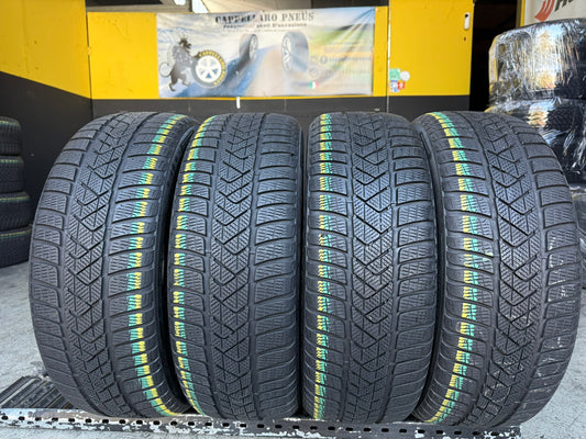 Usato: 4 Gomme 215/50R18 92V XL Pirelli Invernali 90% residui
