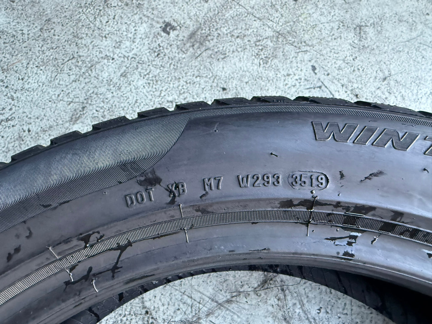 Usato: 4 Gomme 215/50R18 92V XL Pirelli Invernali 90% residui
