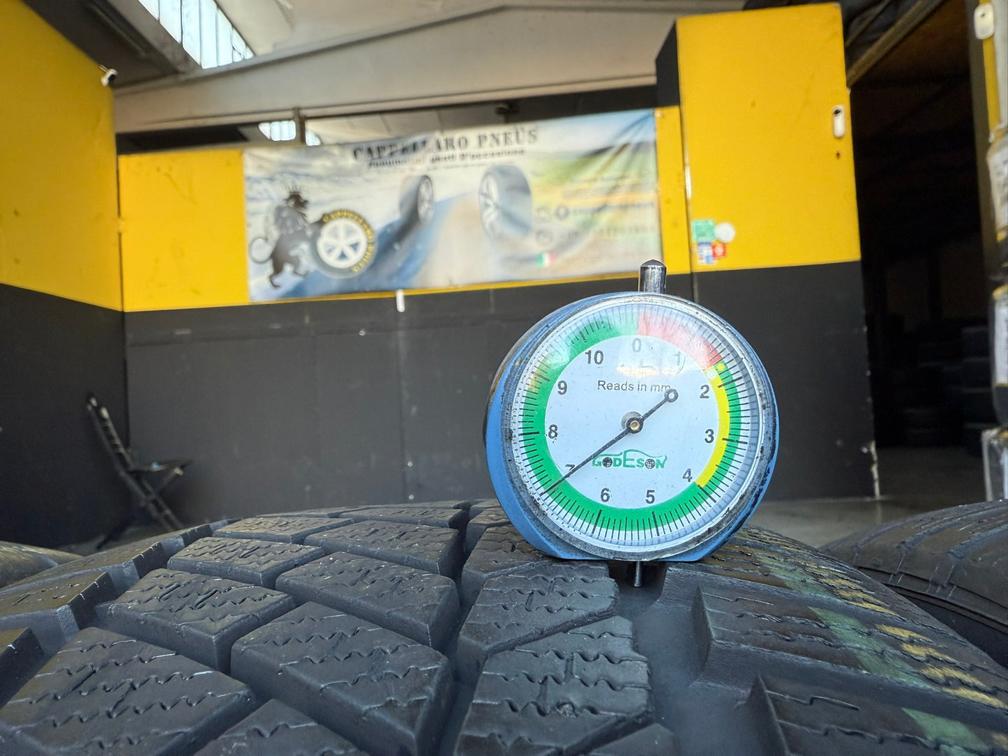 Usato: 4 Gomme 225/45R18 95H XL RFT Continental Invernale 95%–85% residui