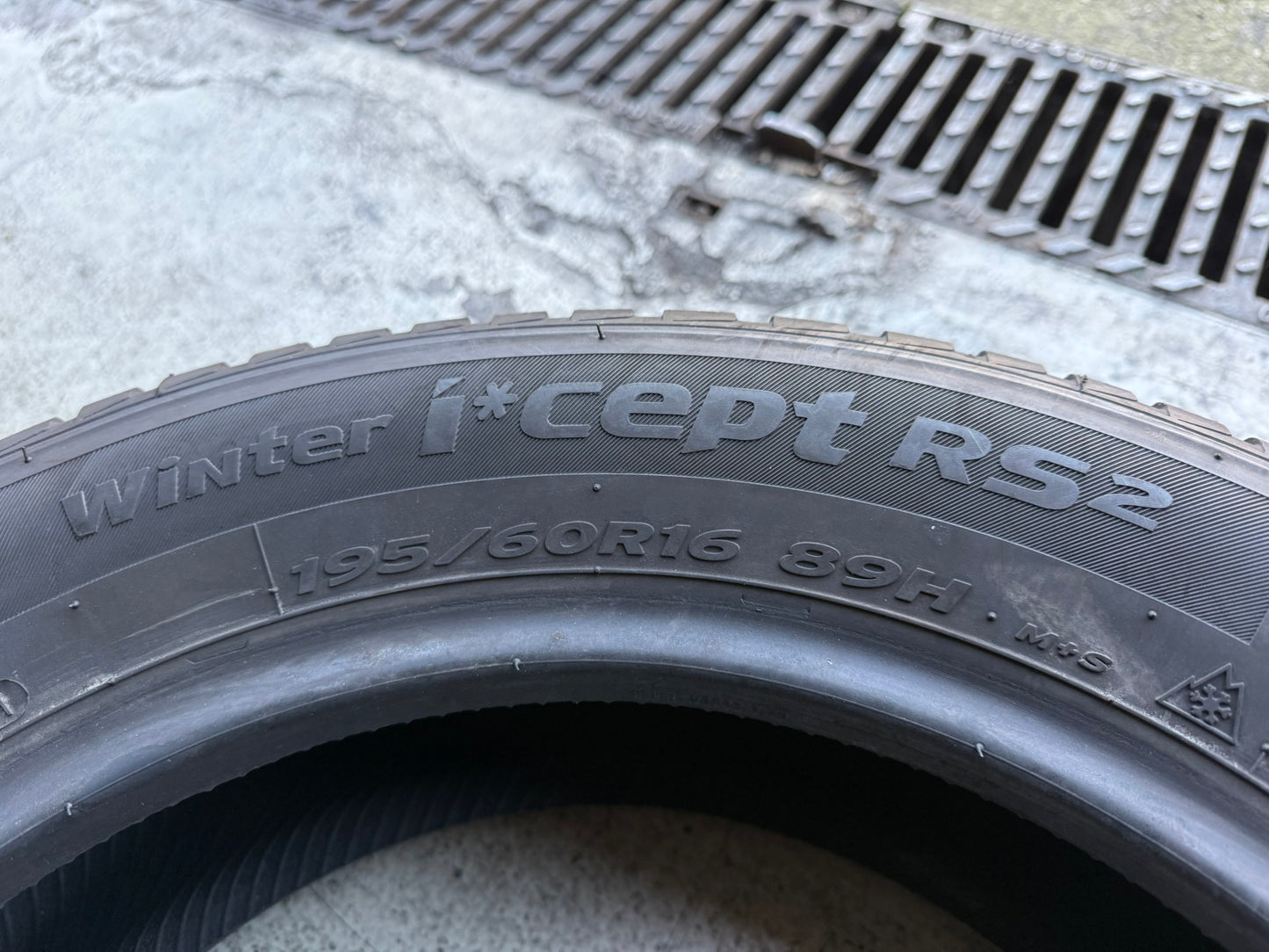 Usato: 4 Gomme 195/60R16 89H Hankook Invernale 85% residui