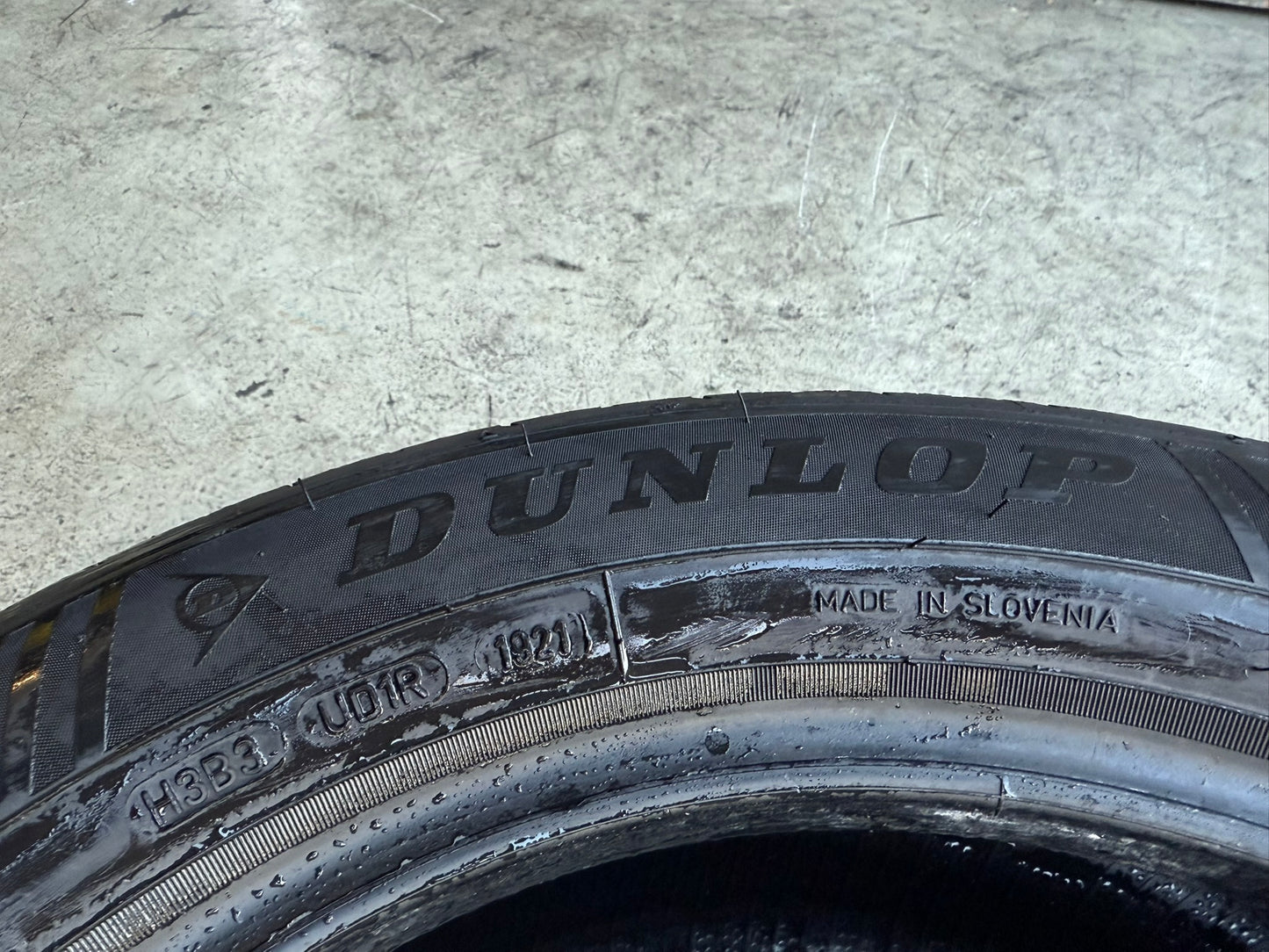 Usato: 2 Gomme 215/55R16 97V XL Dunlop 4 Stagioni 80% residui