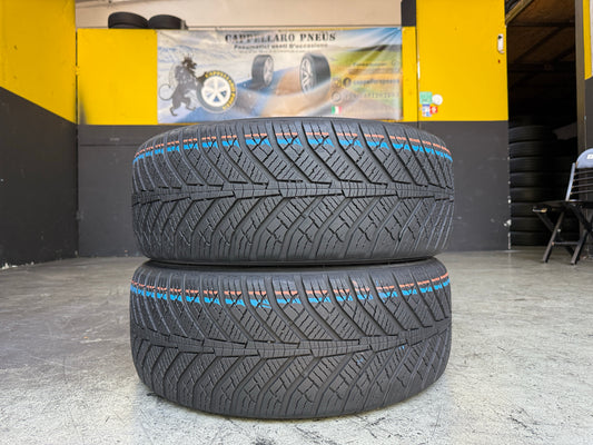 Usato: 2 Pneumatici Marshal MH22 235/55R17 103V XL 4 Stagioni 85% Residui