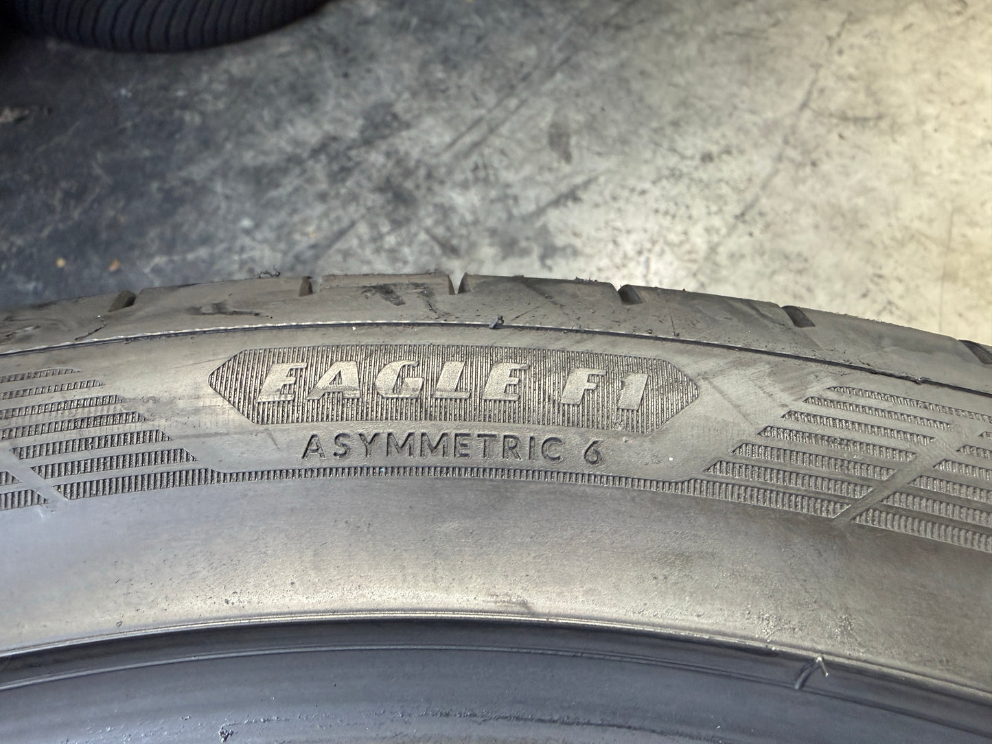 Usato: 2 Pneumatici Goodyear Eagle F1 Asymmetric 6 325/35R22 114Y XL MFS EVR Estivi 95% Residui