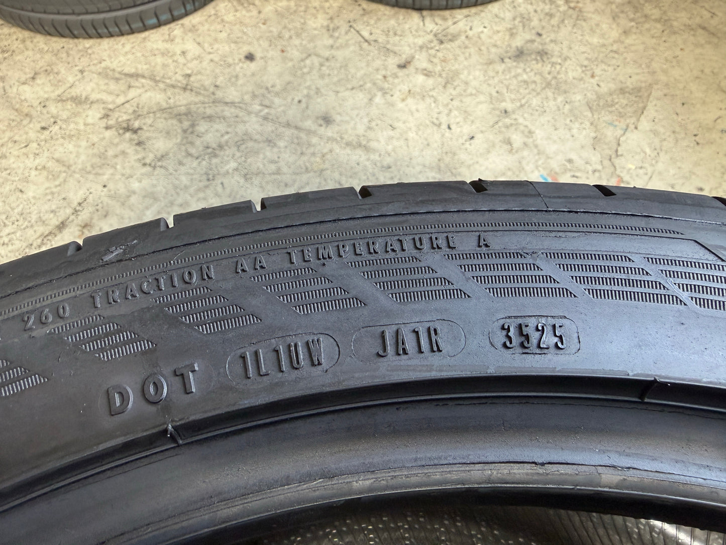 Usato: 2 Pneumatici Goodyear Eagle F1 Asymmetric 6 325/35R22 114Y XL MFS EVR Estivi 95% Residui