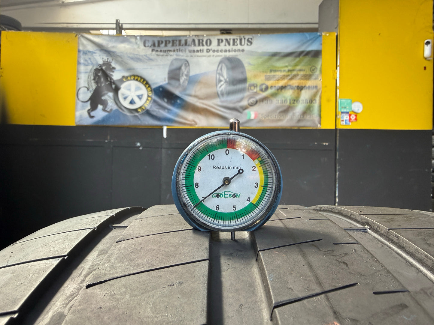 Usato: 2 Pneumatici Goodyear Eagle F1 Asymmetric 6 325/35R22 114Y XL MFS EVR Estivi 95% Residui
