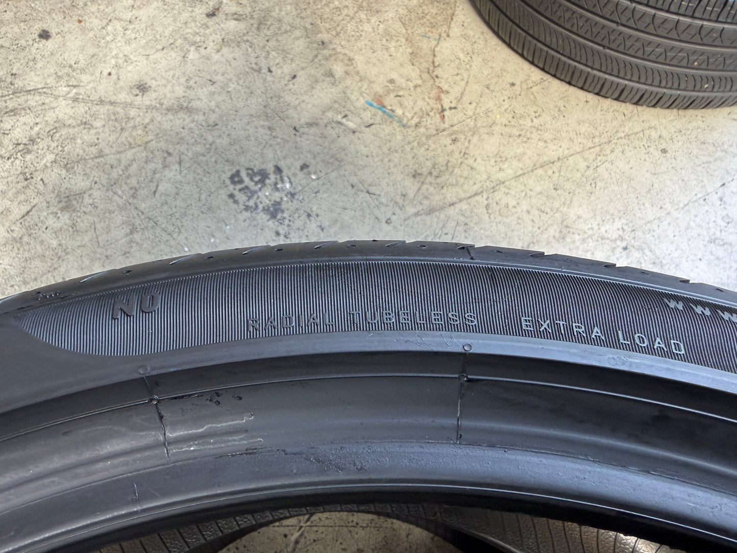 Usato: 2 Pneumatici Pirelli P Zero 315/30R22 107Y XL FP N0 Estivi 85% Residui