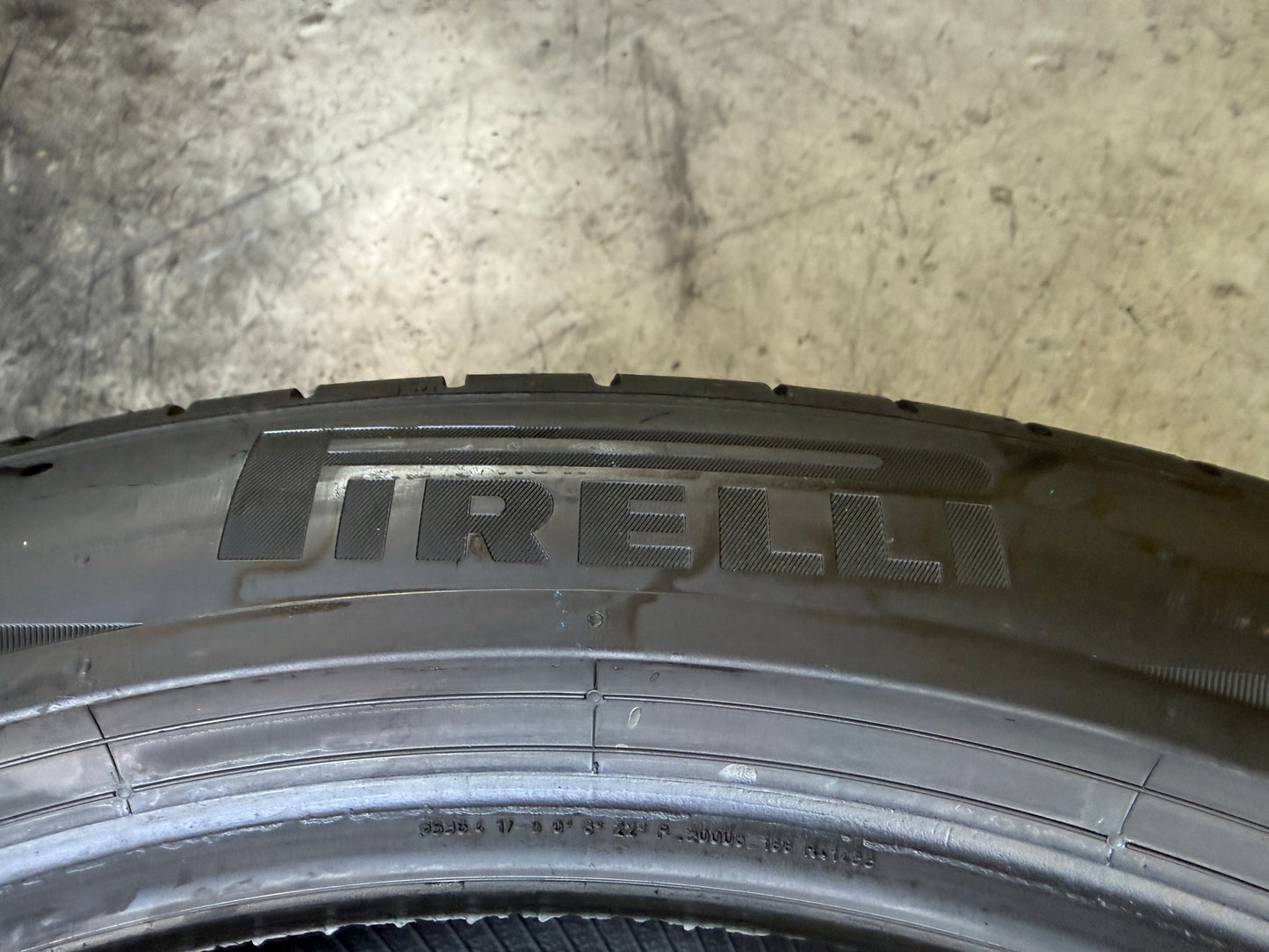 Usato: 2 Pneumatici Pirelli P Zero (PZ4) 275/40R21 107Y XL * RSC Run Flat Estivi 85% Residui