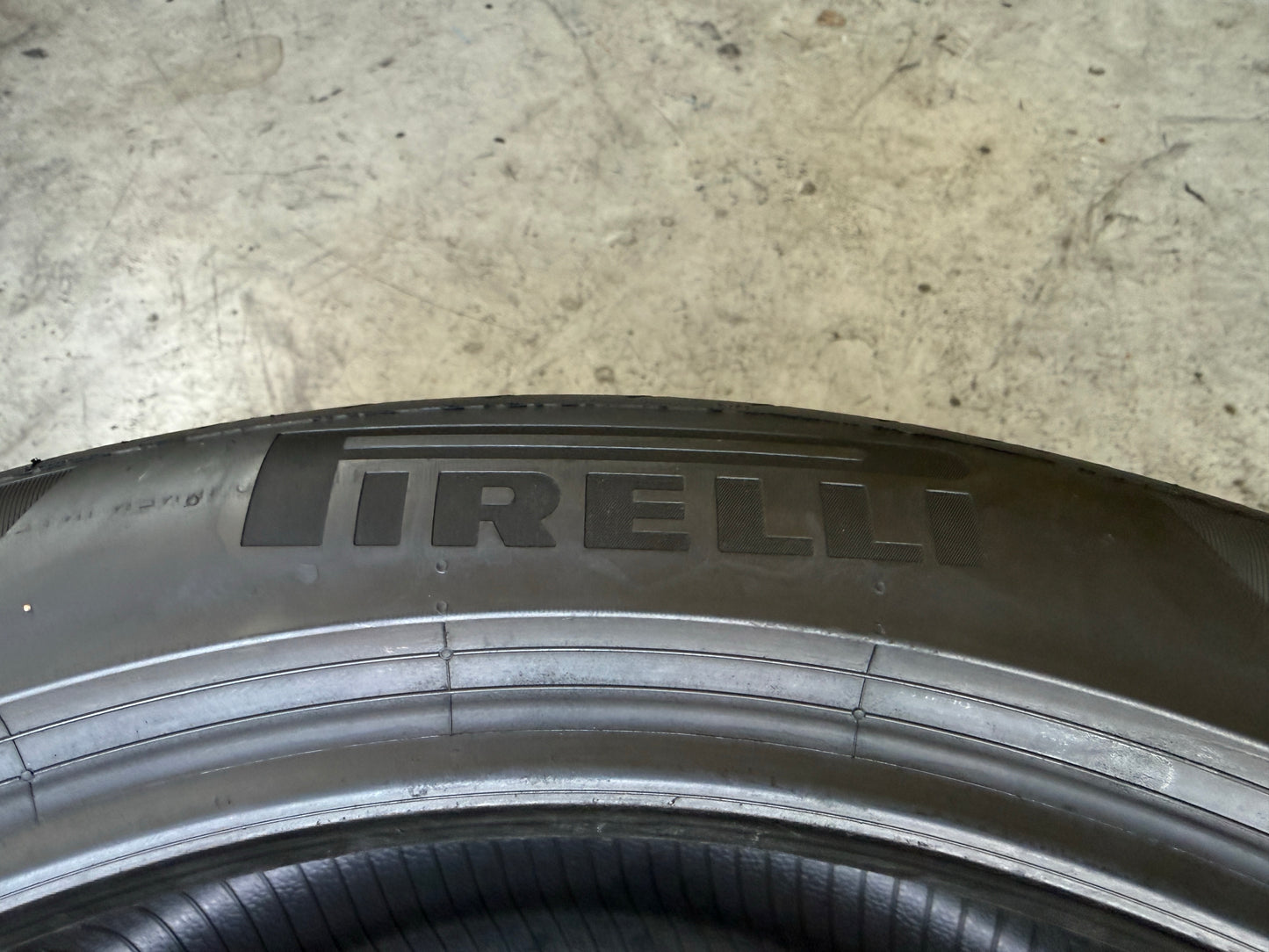 Usato: 2 Pneumatici Pirelli P Zero 315/35R21 (111Y) XL N0 Estivi 90% Residui