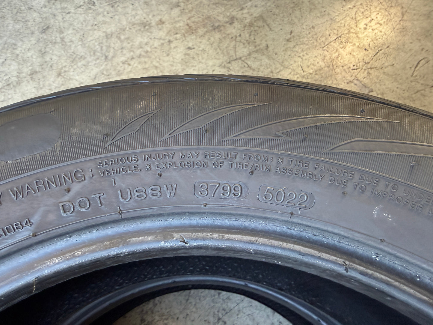 Usato: 2 Gomme 215/60R17C 109/107T Nankang Estive 90% residui