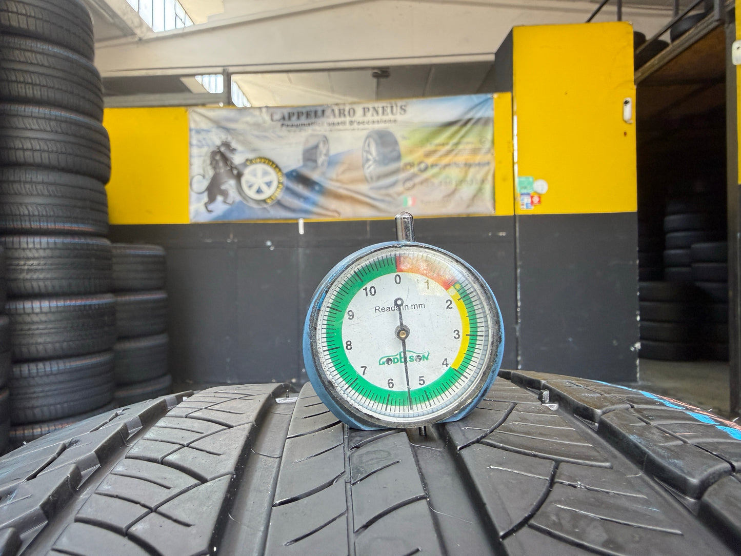 Usato: 2 Pneumatici Michelin Latitude Tour HP 265/45R21 104W J LR M+S Estivi 85% Residui