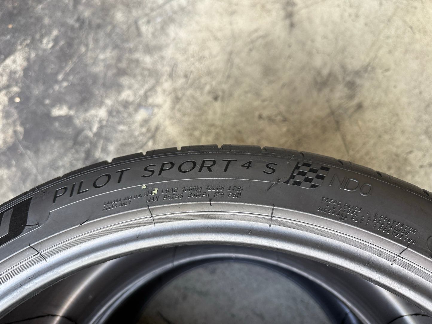 Usato: 2 Pneumatici Michelin Pilot Sport 4S 325/30ZR21 108Y XL FSL ND0 Porsche Estivi 97% Residui