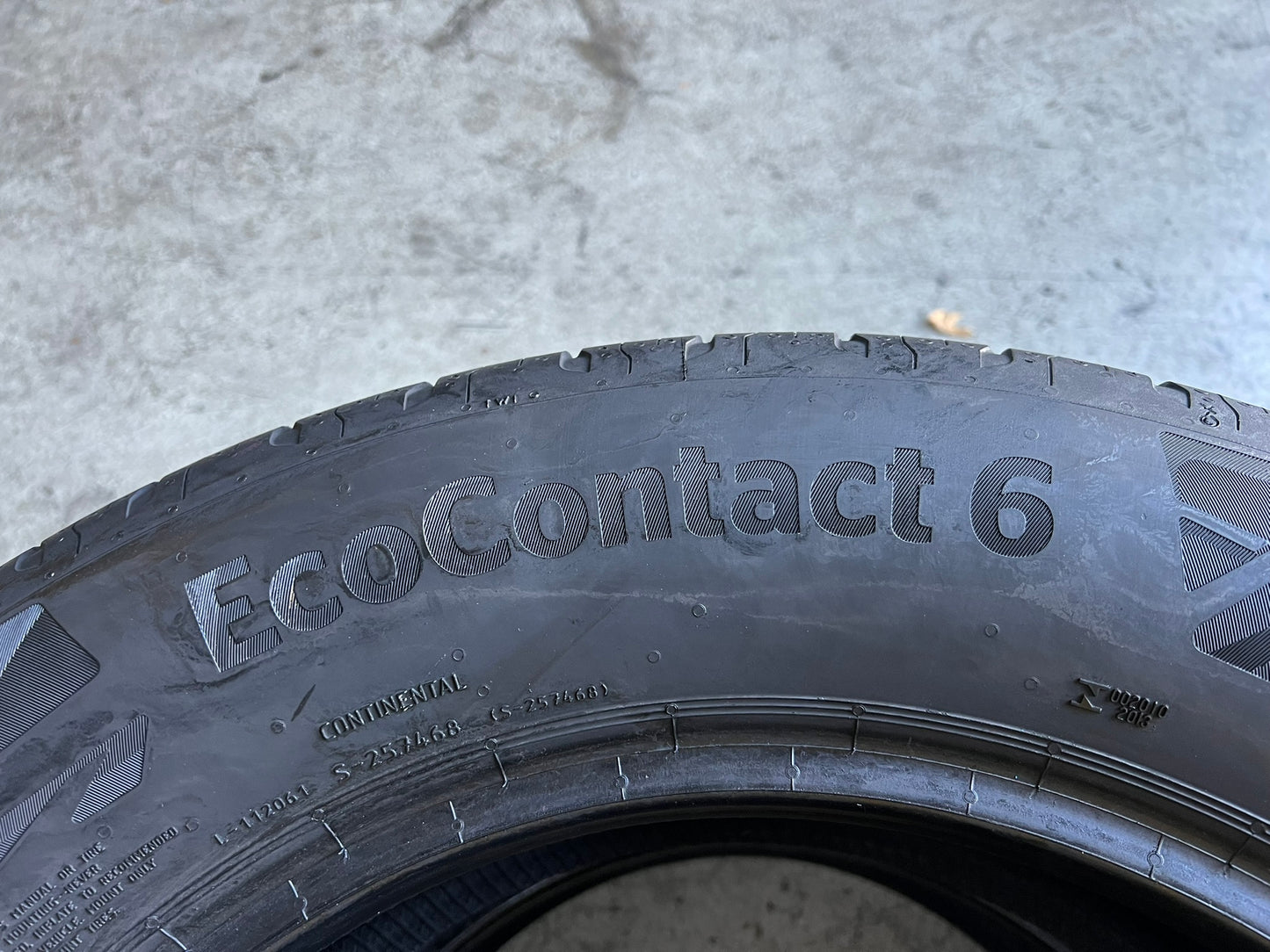 Usato: 2 Gomme 215/60R16 Continental estive 85% residui