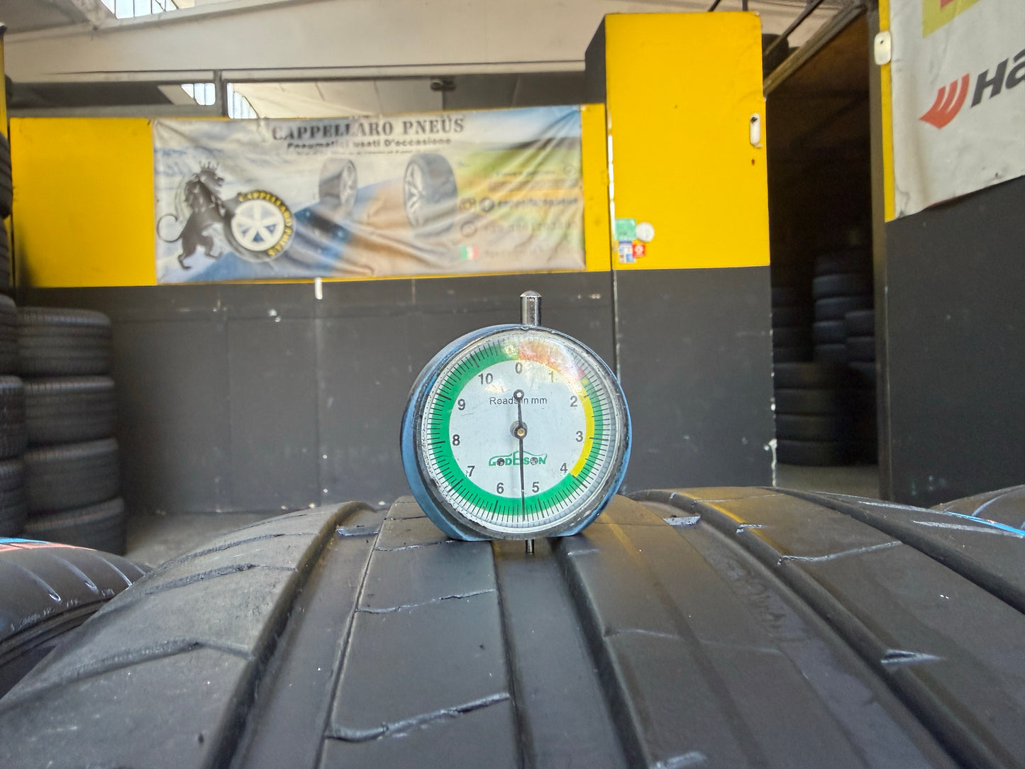 Usato: 4 Pneumatici Pirelli P Zero PZ4 275/40R21 107Y + 315/35R21 111Y XL * BMW Run Flat 85-90% Residui