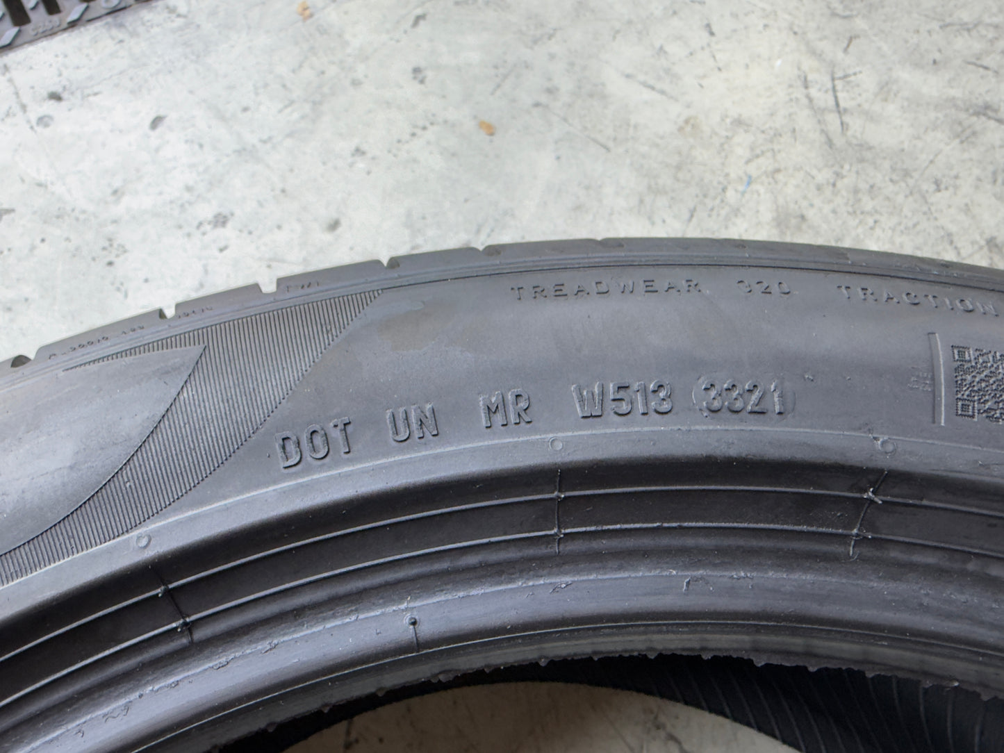 Usato: 4 Pneumatici Pirelli P Zero PZ4 275/40R21 107Y + 315/35R21 111Y XL * BMW Run Flat 85-90% Residui