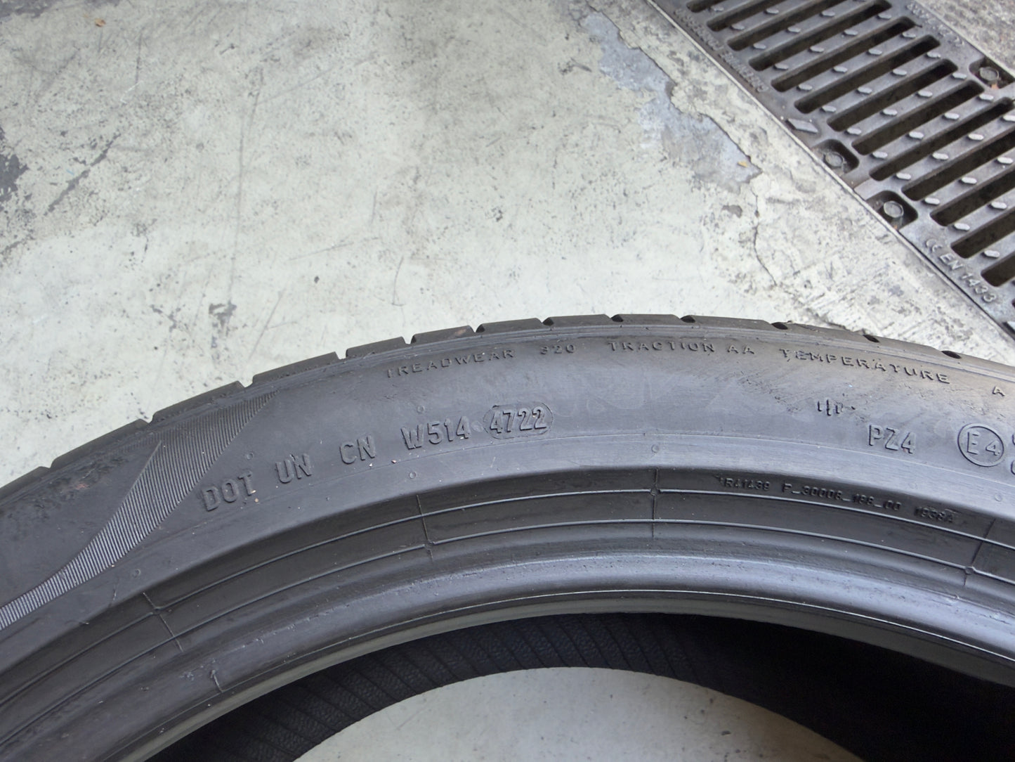 Usato: 4 Pneumatici Pirelli P Zero PZ4 275/40R21 107Y + 315/35R21 111Y XL * BMW Run Flat 85-90% Residui