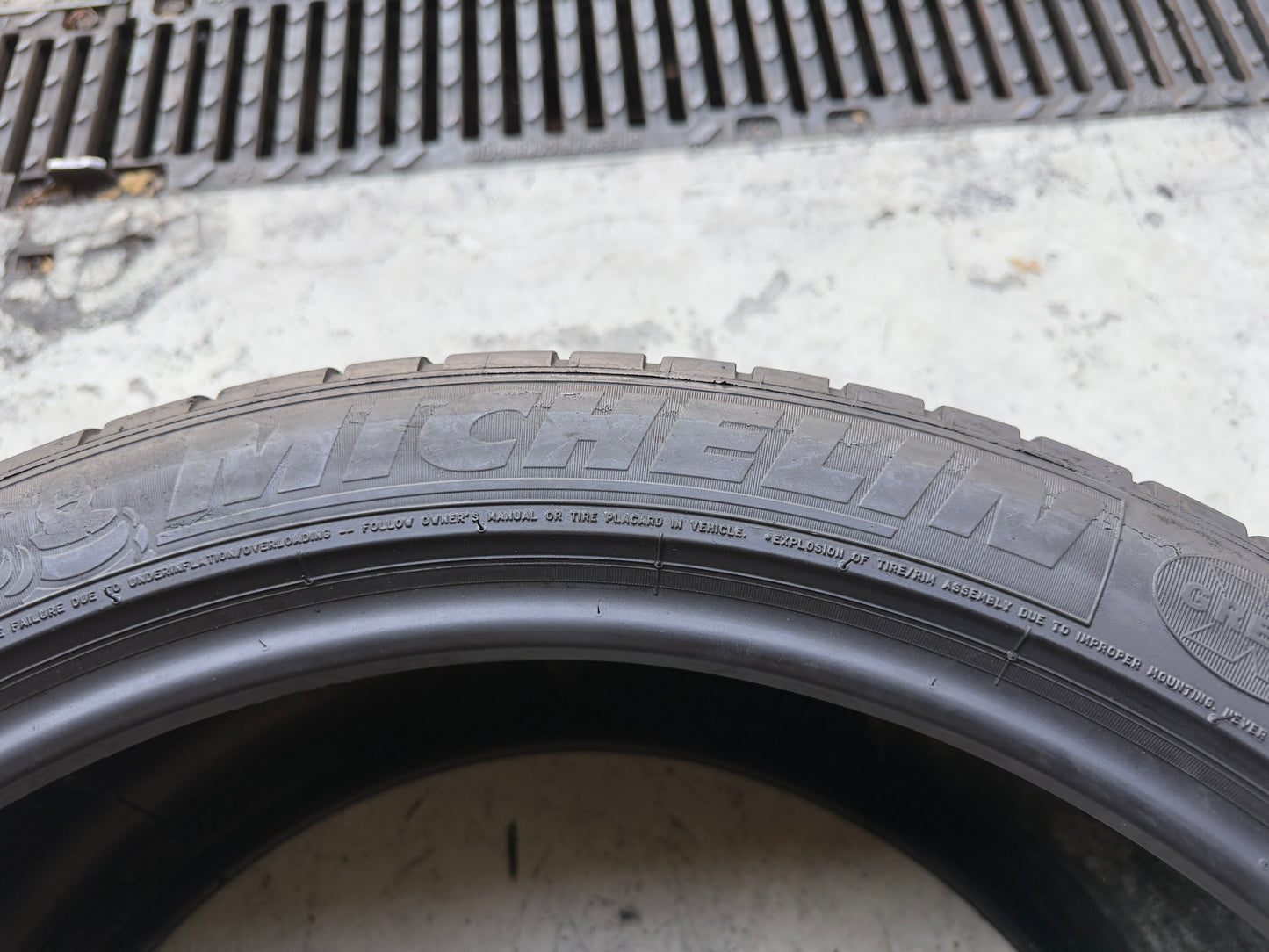 Usato: 4 Pneumatici Michelin Latitude Sport 3 265/40R21 101Y + 295/35R21 103Y Estive 85% Residui