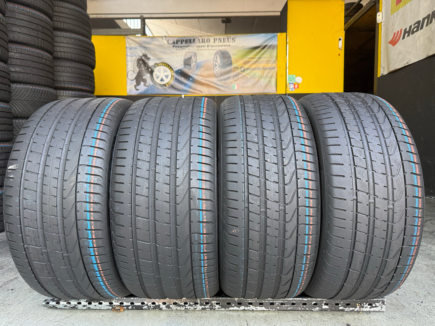 Usato: 4 Pneumatici Pirelli P Zero 265/40R21 101Y + 295/35R21 107Y XL N0 Porsche Estive 85-90% Residui