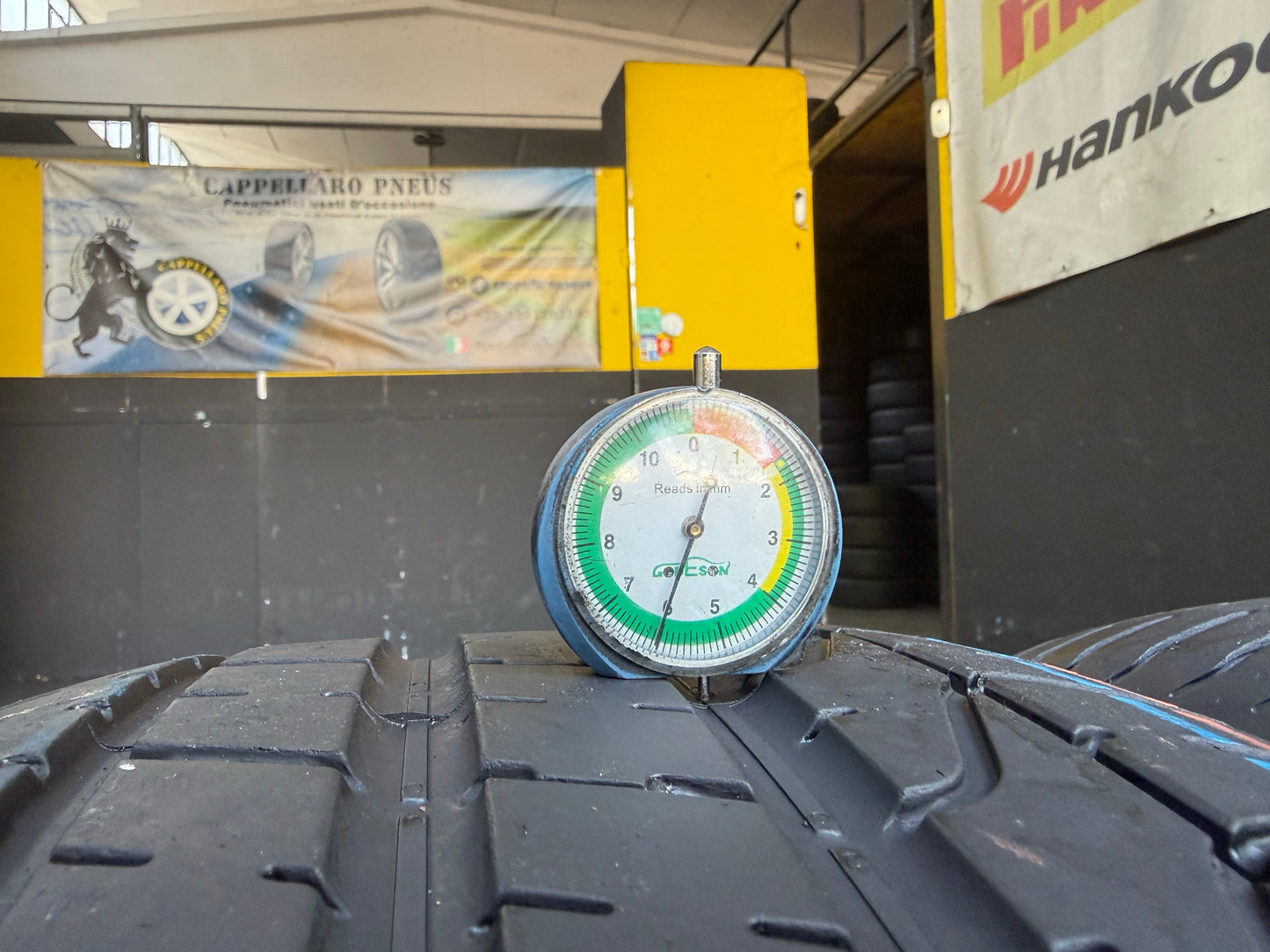 Usato: 4 Pneumatici Pirelli P Zero 265/40R21 101Y + 295/35R21 107Y XL N0 Porsche Estive 85-90% Residui