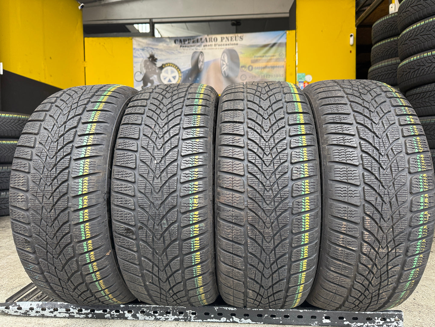 Usato: 4 Gomme 225/55R17 97H Dunlop Invernali 85% residui