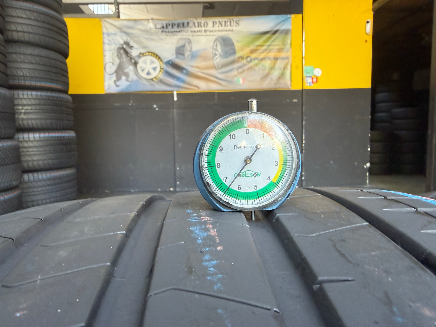 Usato: 4 Pneumatici Pirelli P Zero PZ4 275/35R22 104Y + 315/30R22 107Y XL Estive 90% Residui DOT 2026
