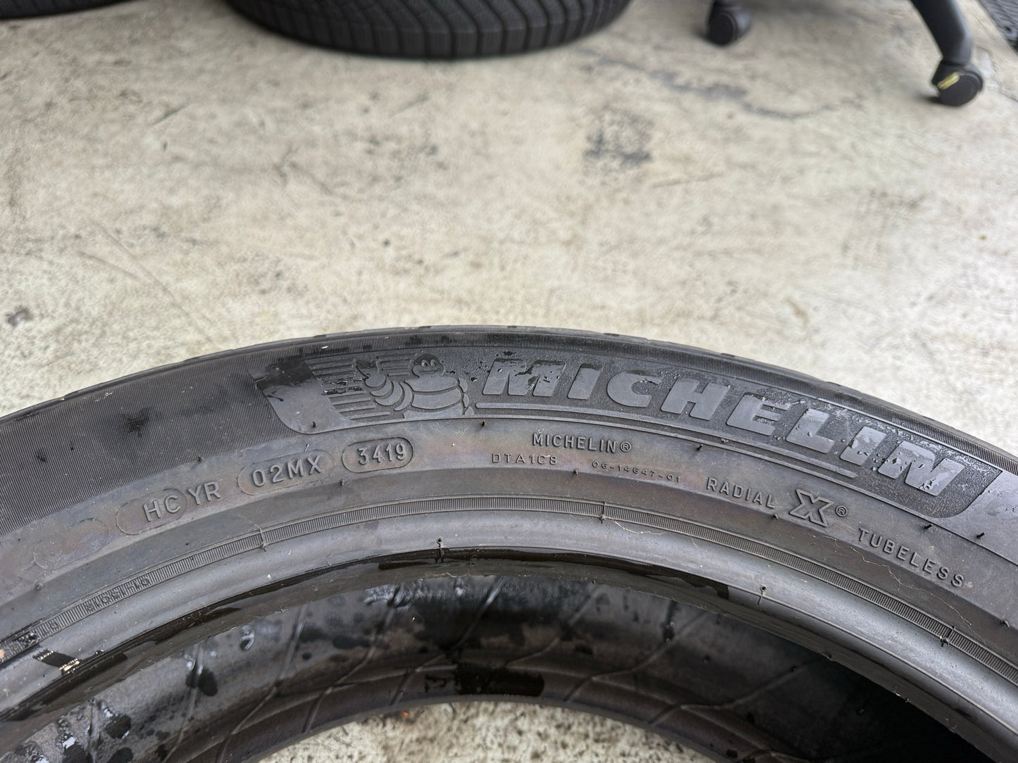 Usato: 4 Gomme 225/55R18 102V XL Michelin Invernali 90% residui