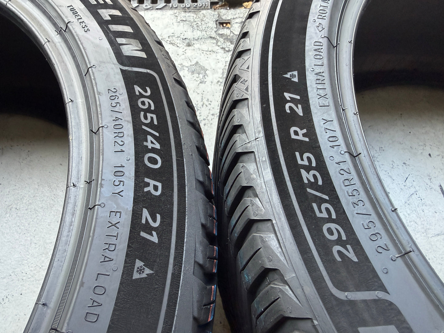Usato: 4 Pneumatici Michelin CrossClimate 3 Sport FRV 265/40R21 105Y + 295/35R21 107Y XL 4 Stagioni 90% Residui