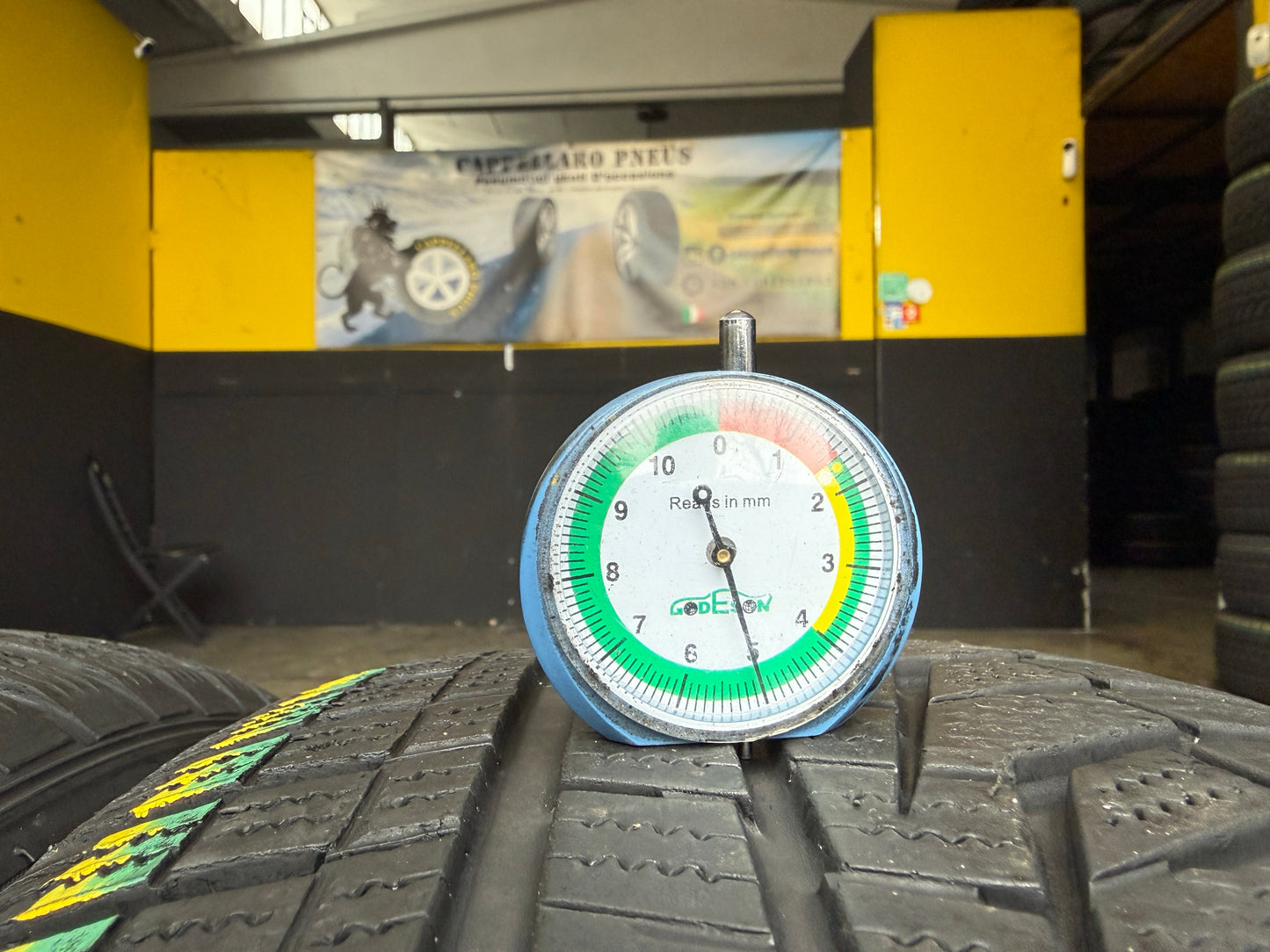 Usato: 4 Gomme 225/60R17 99H Hankook Invernali 70% residui