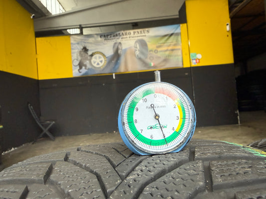 Usato: 4 Gomme 245/40R18 97V XL Nexen Invernali 75% residui