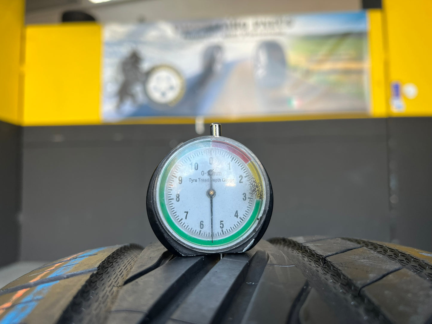 Usato: 2 Gomme 225/55R17 97Y Uniroyal Estive 85% residui