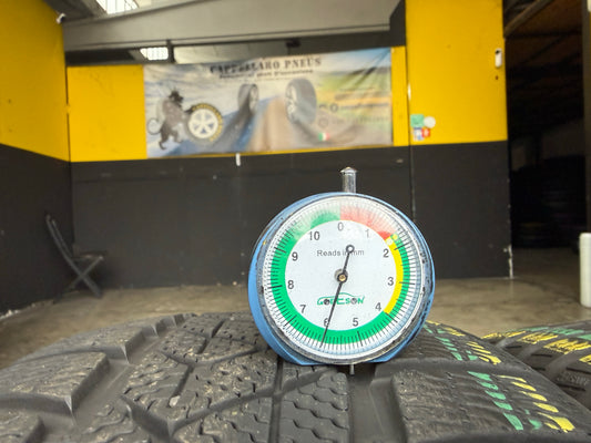 Usato: 4 Gomme 215/50R18 92V Pirelli Invernali 85/75% residui